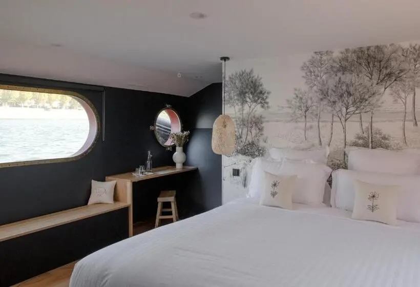 １ベッドルームハウス, La Peniche   Bed And Bicycle   Tournon