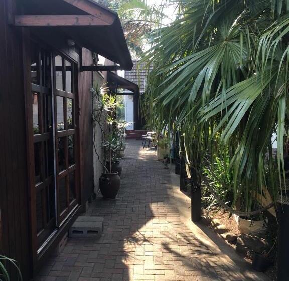 ガーデンビューデラックスルーム, Smiths Cottage