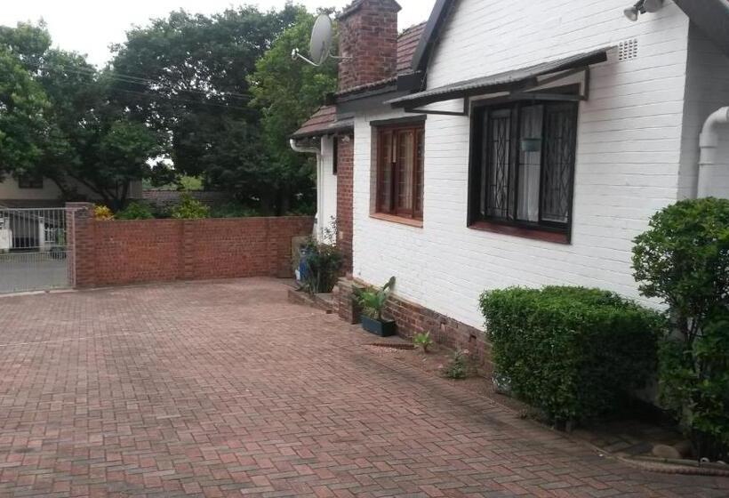 חדר דלוקס נוף לגינה, Smiths Cottage