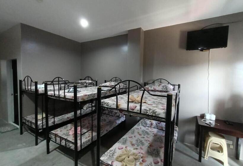 اتاق کلاسیک چهارنفره, 2020 Travelers Inn