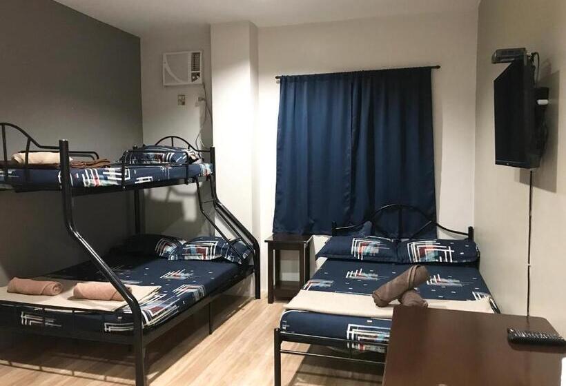 اتاق خانوادگی, 2020 Travelers Inn