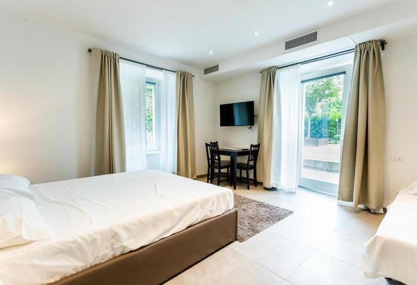 اتاق استاندارد سه نفره, Alpencity Suites