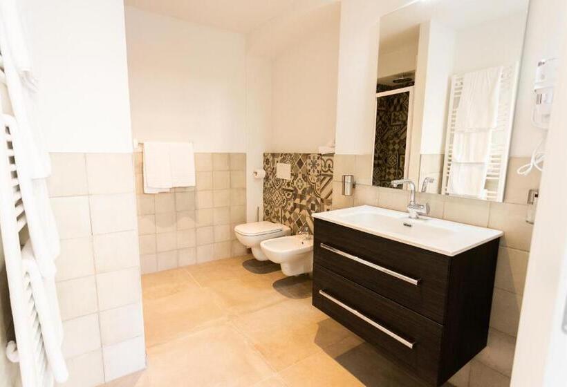 سوییت خانوادگی, Alpencity Suites