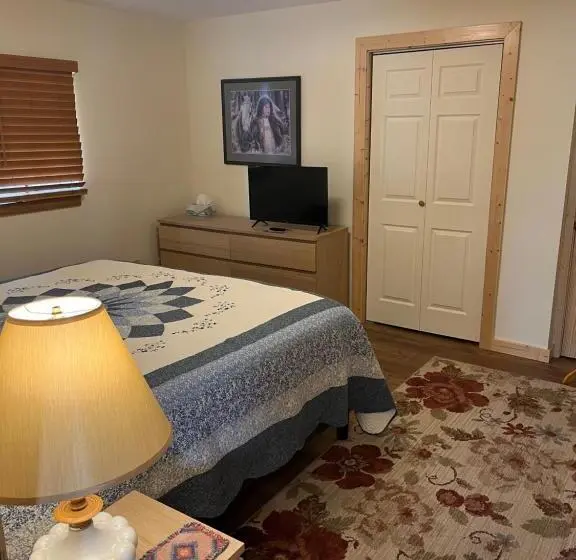 キングサイズベッドのスイートルーム, Creekside Downtown Vacation Suites, Only Adults 25 Or Older