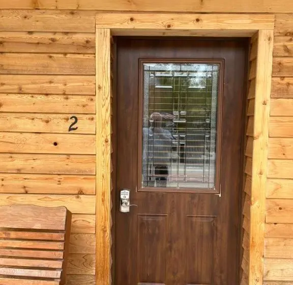 キングサイズベッドのデラックススイート, Creekside Downtown Vacation Suites, Only Adults 25 Or Older