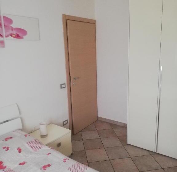 اتاق استاندارد, Camere Anna