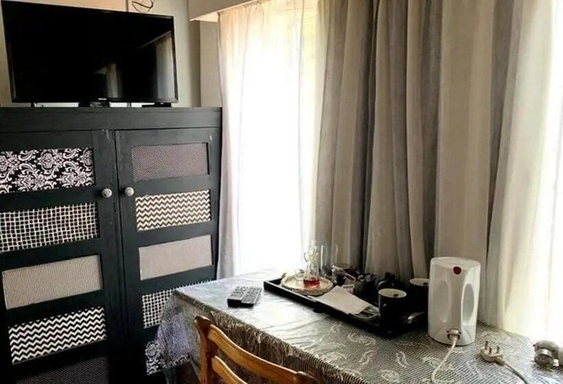 エコノミールーム, Gracias Guest House