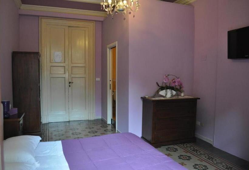 غرفة سوبيريور سرير كينج, B&b Teatro Bellini