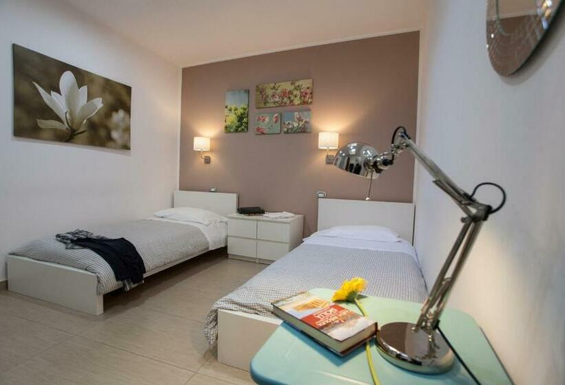 اتاق لوکس, B&b Trio D Archi  La Pilozza Infiorata