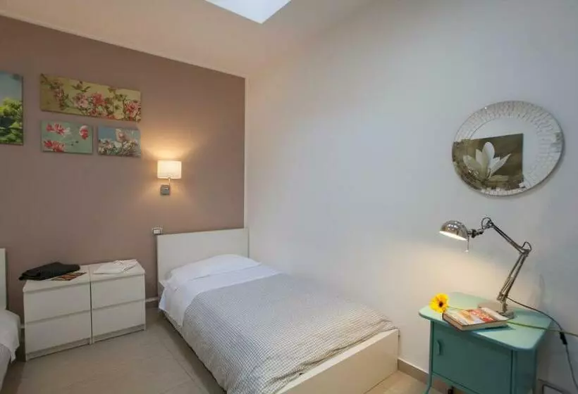 اتاق لوکس, B&b Trio D Archi La Pilozza Infiorata