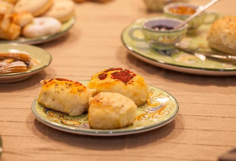 اتاق لوکس, B&b Trio D Archi  La Pilozza Infiorata