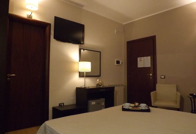 اتاق لوکس با بالکن, La Maison Des Reves