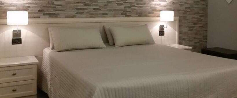 اتاق لوکس با بالکن, La Maison Des Reves