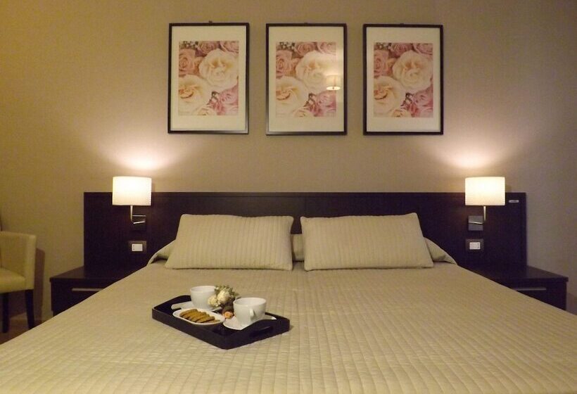 اتاق لوکس با بالکن, La Maison Des Reves