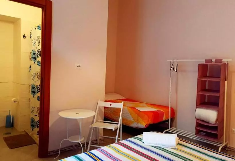 اتاق استاندارد, Hostel Mancini Naples
