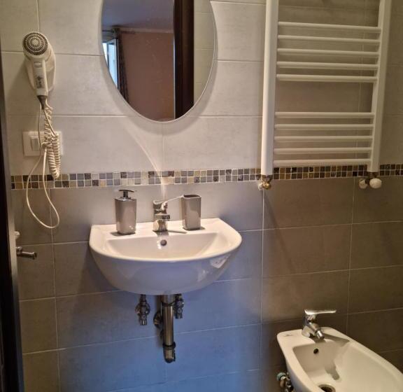 اتاق استاندارد چهار تخته, Mosaic