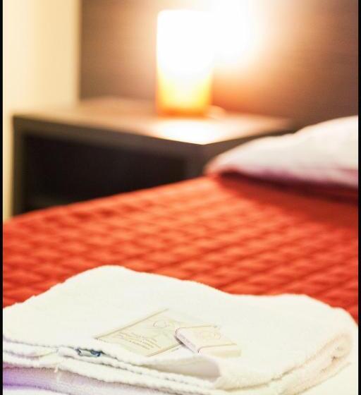 اتاق استاندارد سه نفره, Mosaic