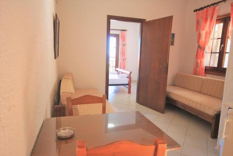 آپارتمان 1 خوابه, Delphi