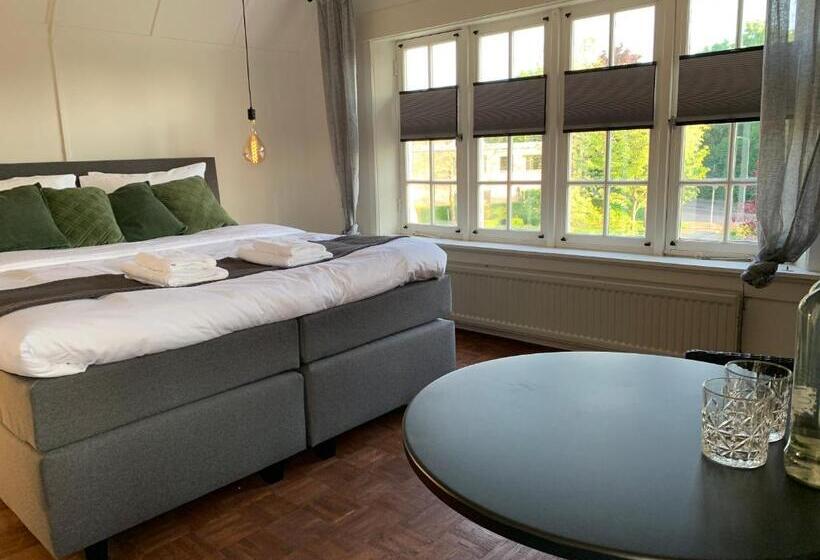 Номер Стандарт, Bed And Breakfast Goes