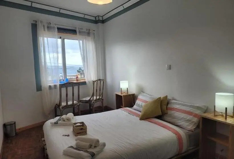 バス共有のスタンダードルーム, The Handmade House Azores