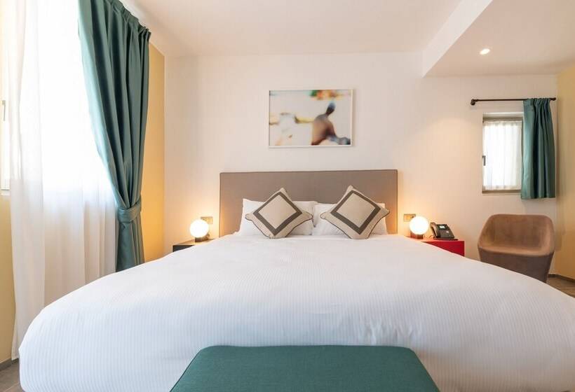 اتاق لوکس, Natiia Relais Adults Only