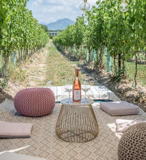 اتاق لوکس, Natiia Relais Adults Only