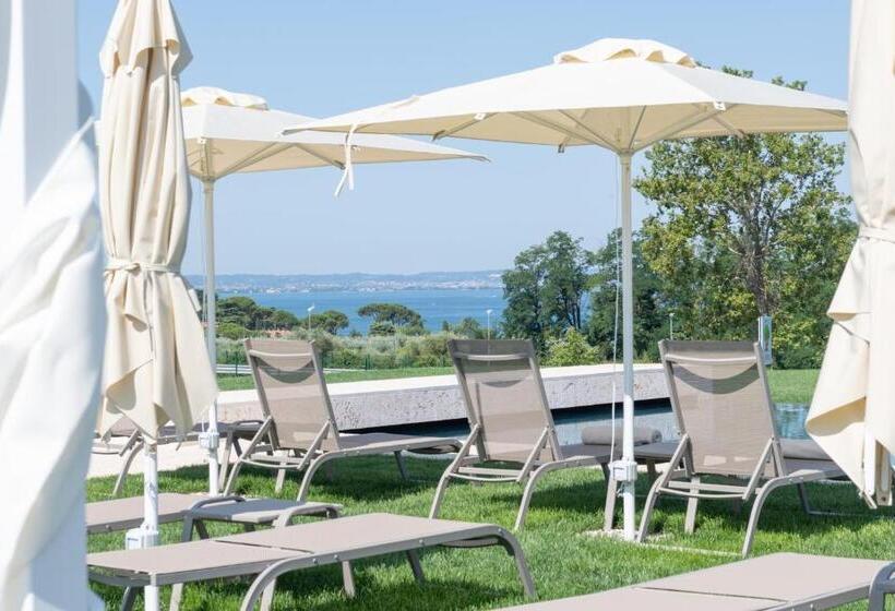 اتاق استاندارد با چشمانداز دریاچه, Natiia Relais Adults Only