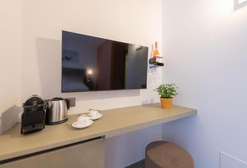 اتاق لوکس, Natiia Relais Adults Only