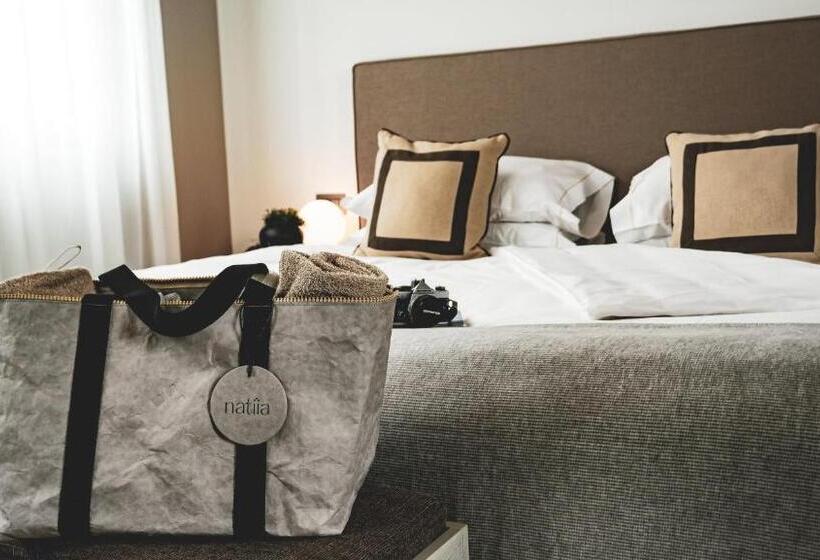 اتاق استاندارد با چشمانداز دریاچه, Natiia Relais Adults Only