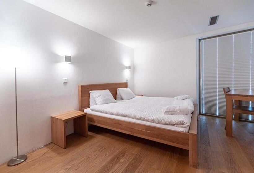 חדר סטנדרט, Restaurant Stockalperturm