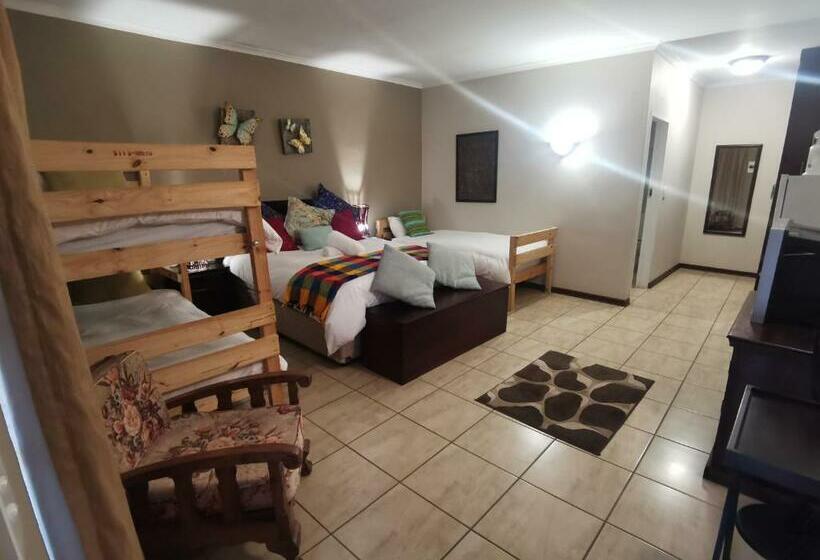 Quarto Familiar, Dawati La Jua
