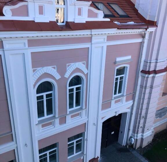 اتاق لوکس, St Casimir Apartments