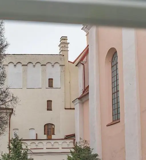 اتاق استاندارد, St Casimir Apartments