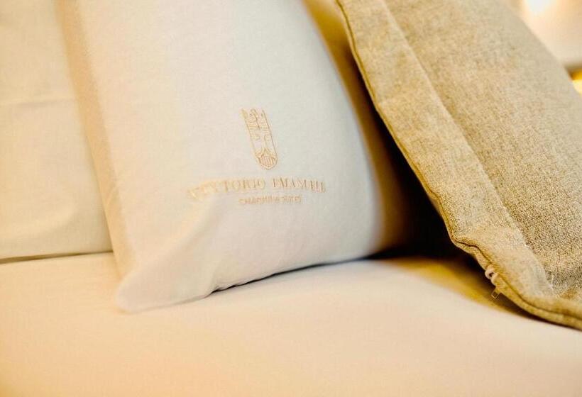 غرفة قياسية مزوَّدة بتراس, Vittorio Emanuele Charming Suites