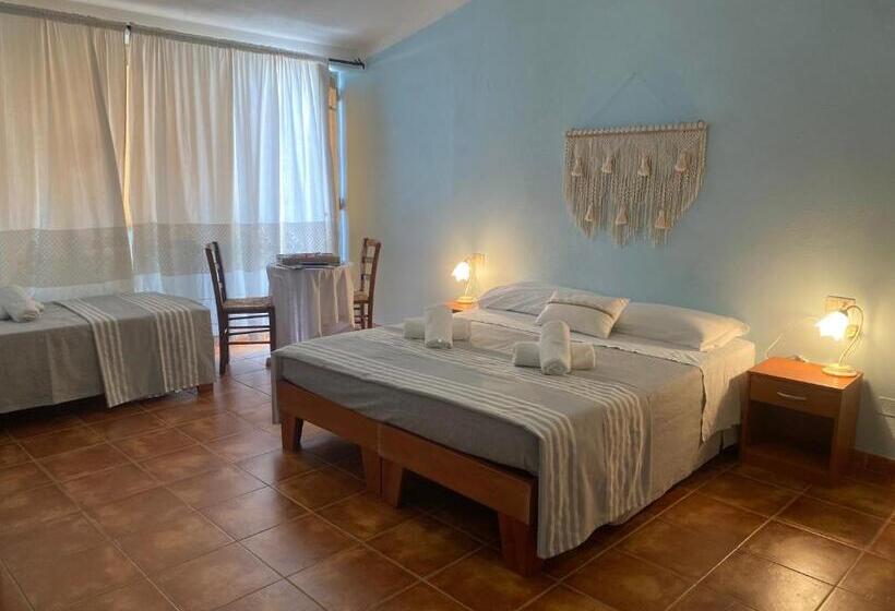 Семейный Номер, B&b La Pitraia