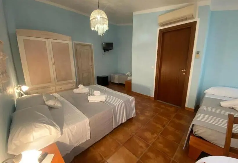 ファミリールーム, B&b La Pitraia
