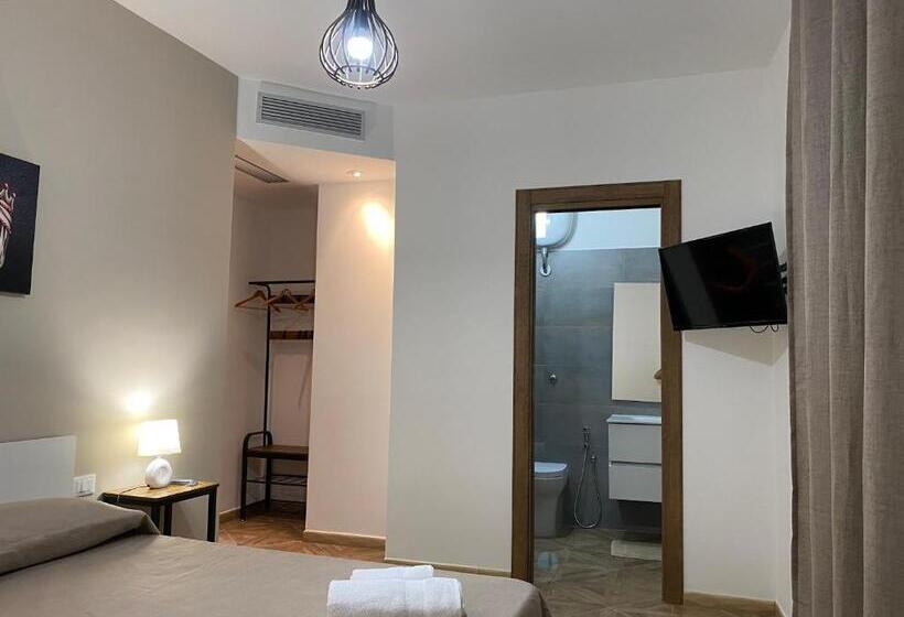 חדר דלוקס עם מרפסת, Dream Corleone One