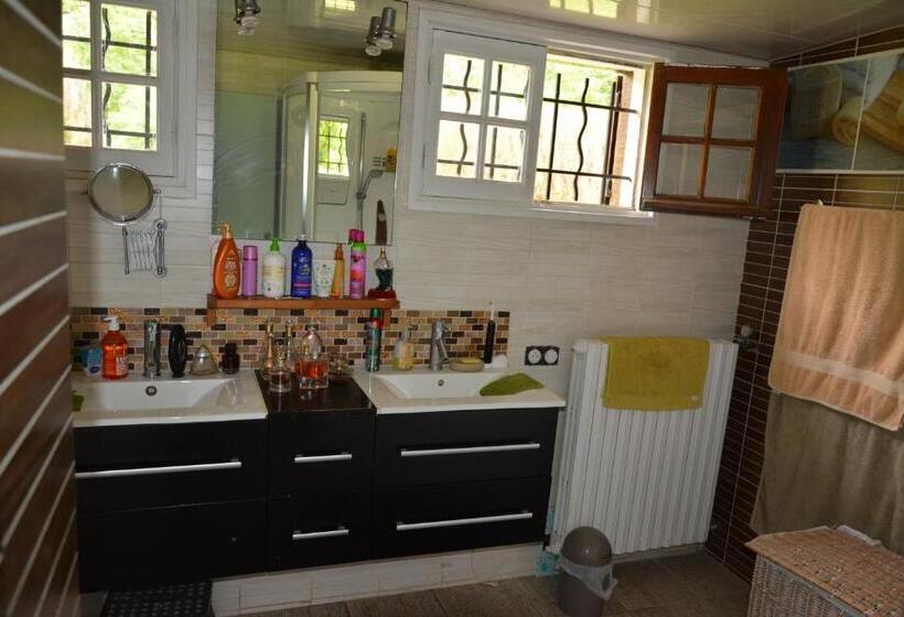 חדר סטנדרט עם מיטת קינג, La Grande Jaougue