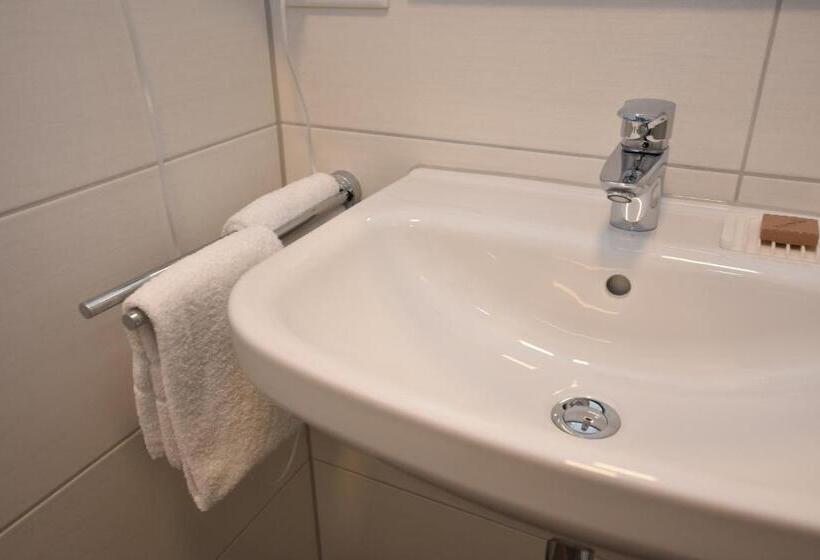 Suite Junior, Boardinghouse Henschelstraße