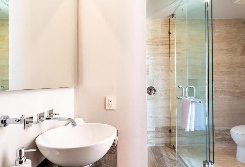 스탠다드 스튜디오 풀장 전망, Kaab South Beach By The Spot Rentals