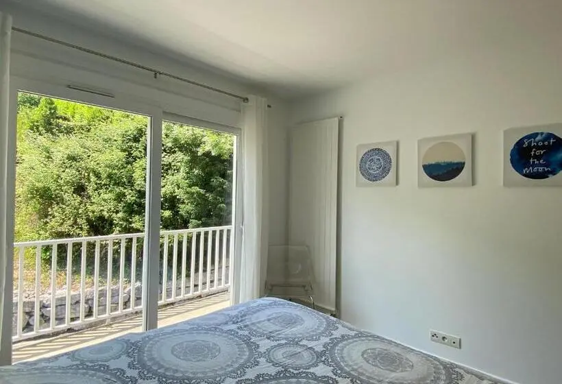 景色の見える一ベッドルームアパートメント, Petit Nid Au Bourget Du Lac