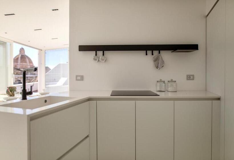 带1个卧室的带阳台的公寓, Welive Trapani   Luxury Apartments