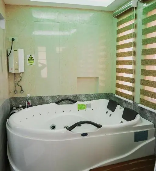 景色の見えるスタンダード４人部屋, Youhan Beach Resort