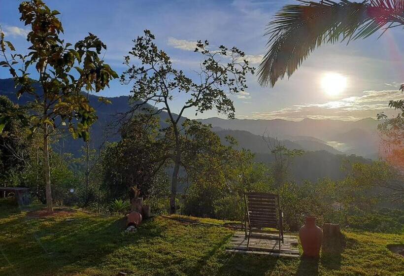 جناح, Pousada Sítio Rústicu S