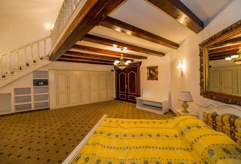 جناح بريميوم, Vila Miorita