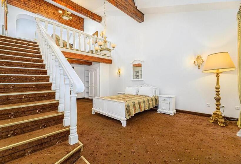 جناح ديلوكس, Vila Miorita