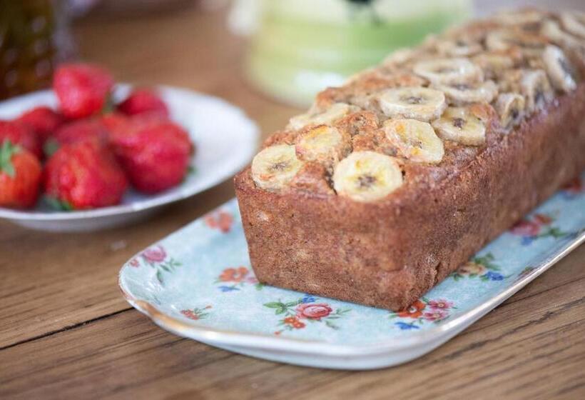 غرفة قياسية, Maison Léontine