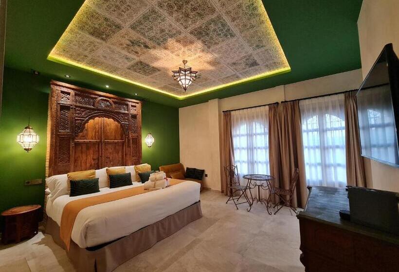 جناح جونيور ديلوكس, Murallas De Jayrán Hotel Boutique