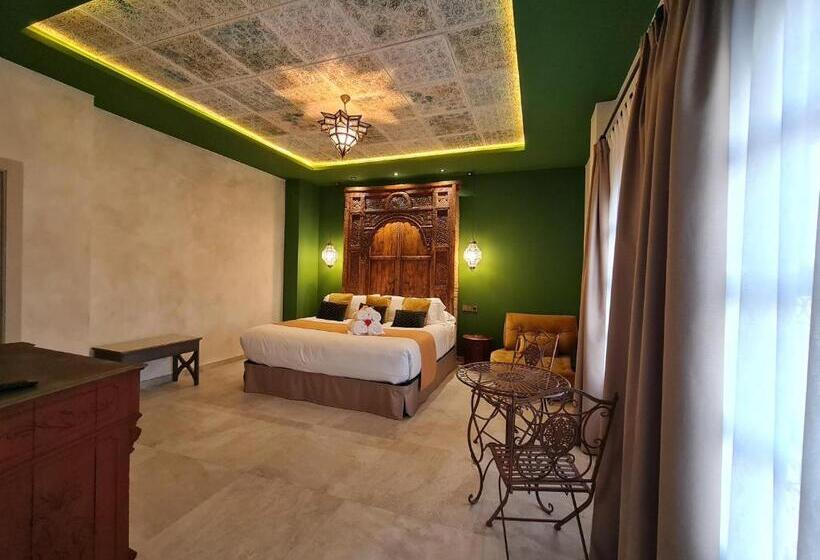 جناح جونيور ديلوكس, Murallas De Jayrán Hotel Boutique