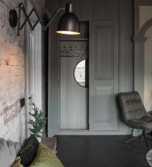 スタンダードルーム, B&b Slapen Bij Dkw